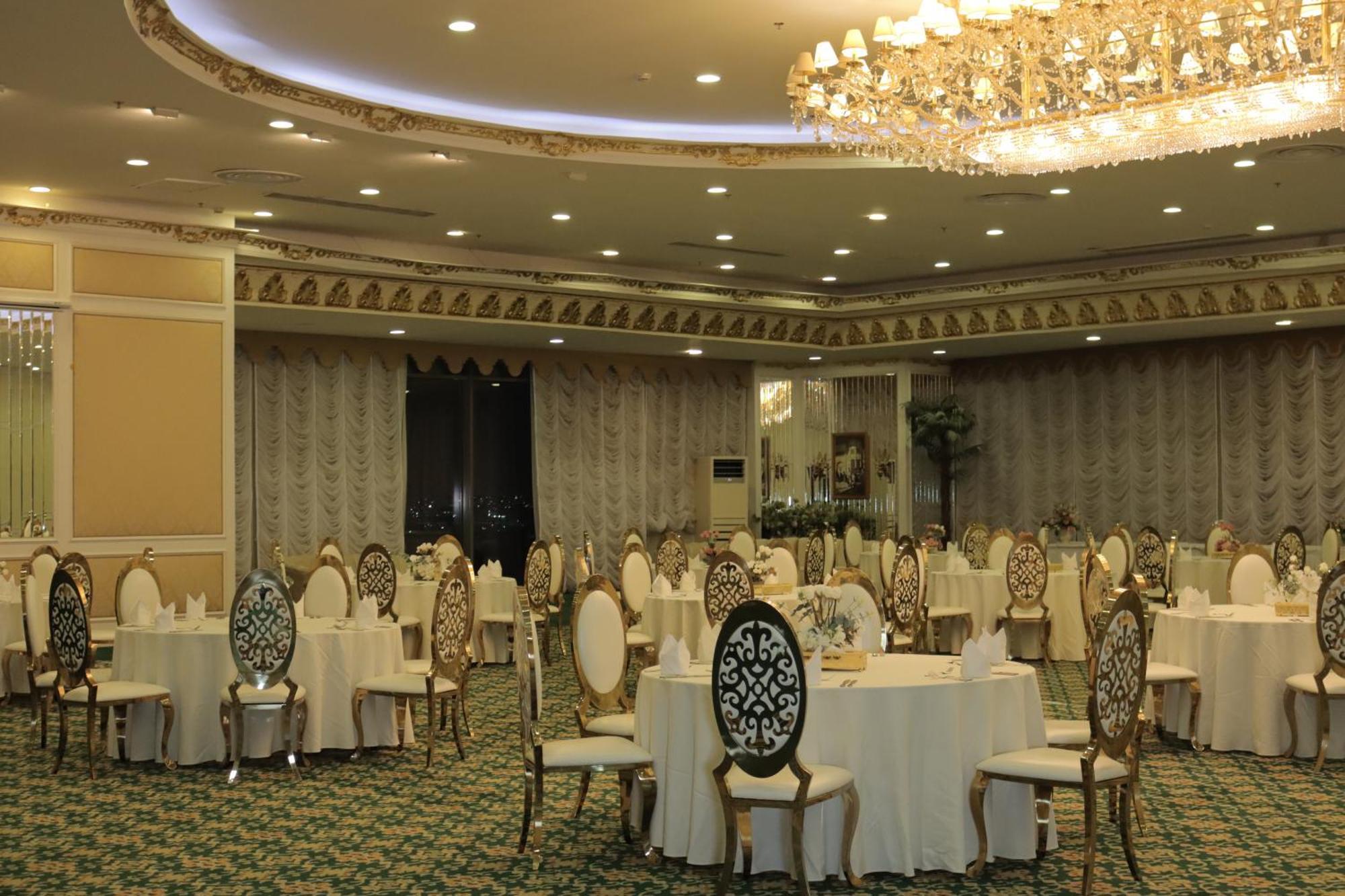 Habitat All Suites, Al Khobar Exterior photo The ballroom